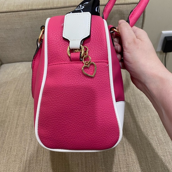 Juicy Coture Bowler Bag - Picture 2 of 16